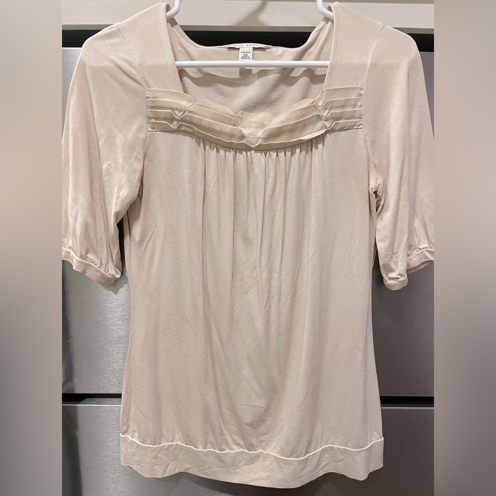 Creme Banana Republic shirt